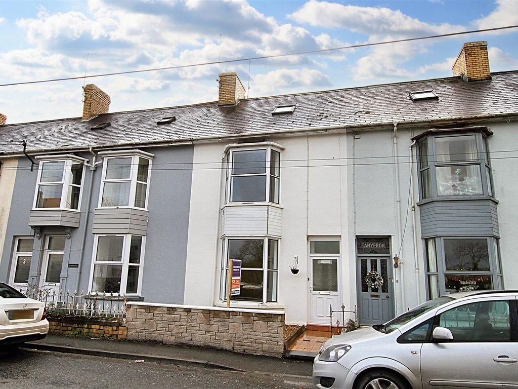 2 bed terraced house for sale in Station Road, Newcastle Emlyn SA38, £180,000