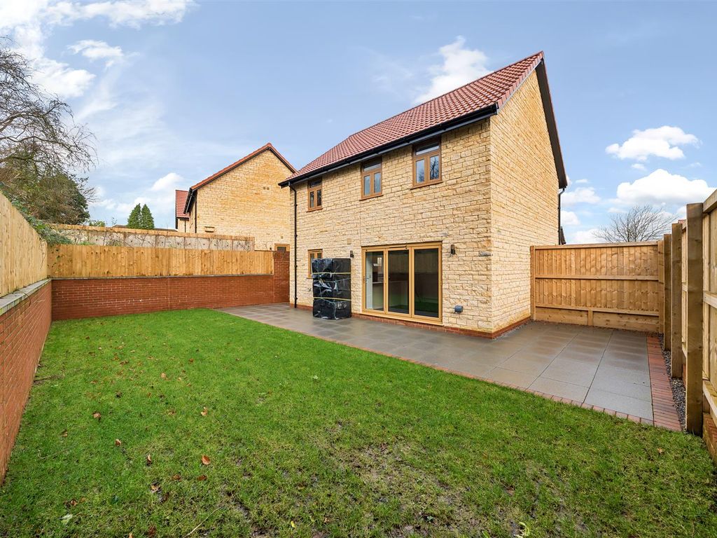 New home, 4 bed property for sale in Water Street Close, Chew Valley BS40, £625,000