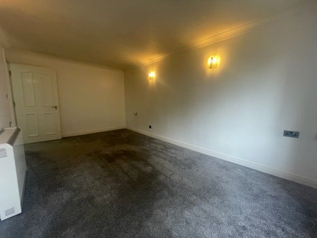 1 bed flat for sale in Heath Road, Bebington, Wirral CH63, £60,000