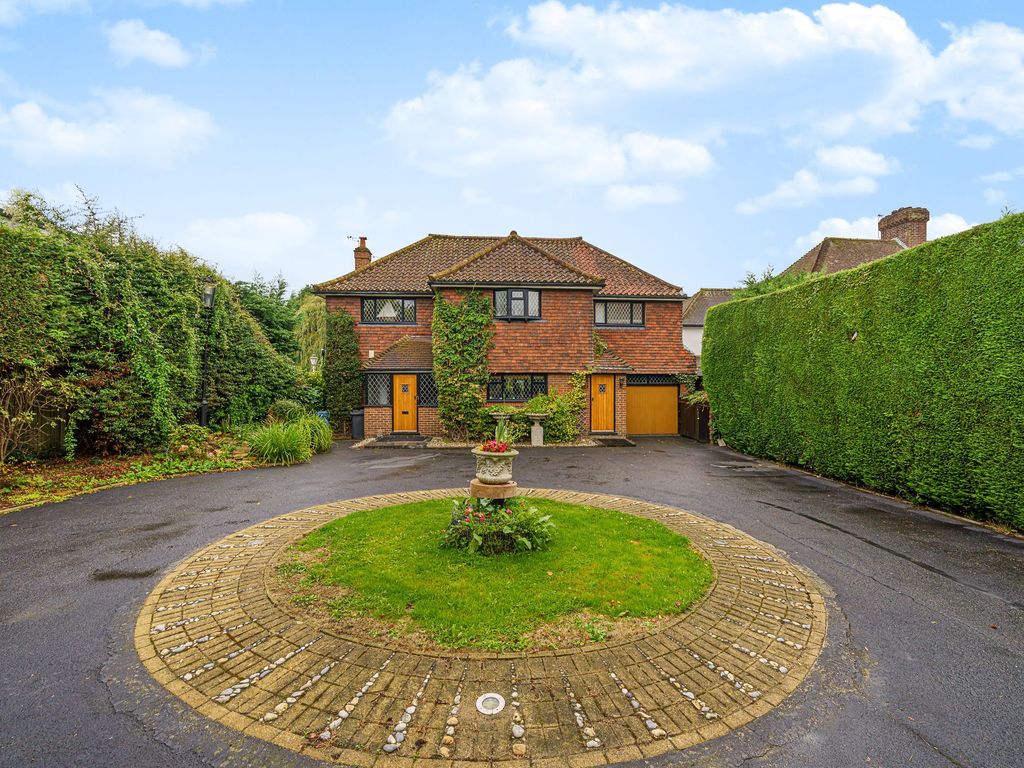 4 bed detached house for sale in Bromley Common, Bromley BR2, £1,600,000