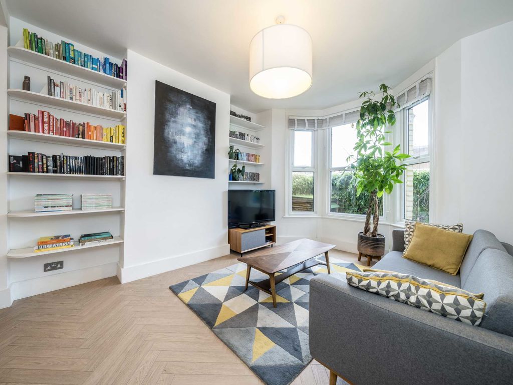 4 bed terraced house for sale in Commercial Way, London SE15, £950,000