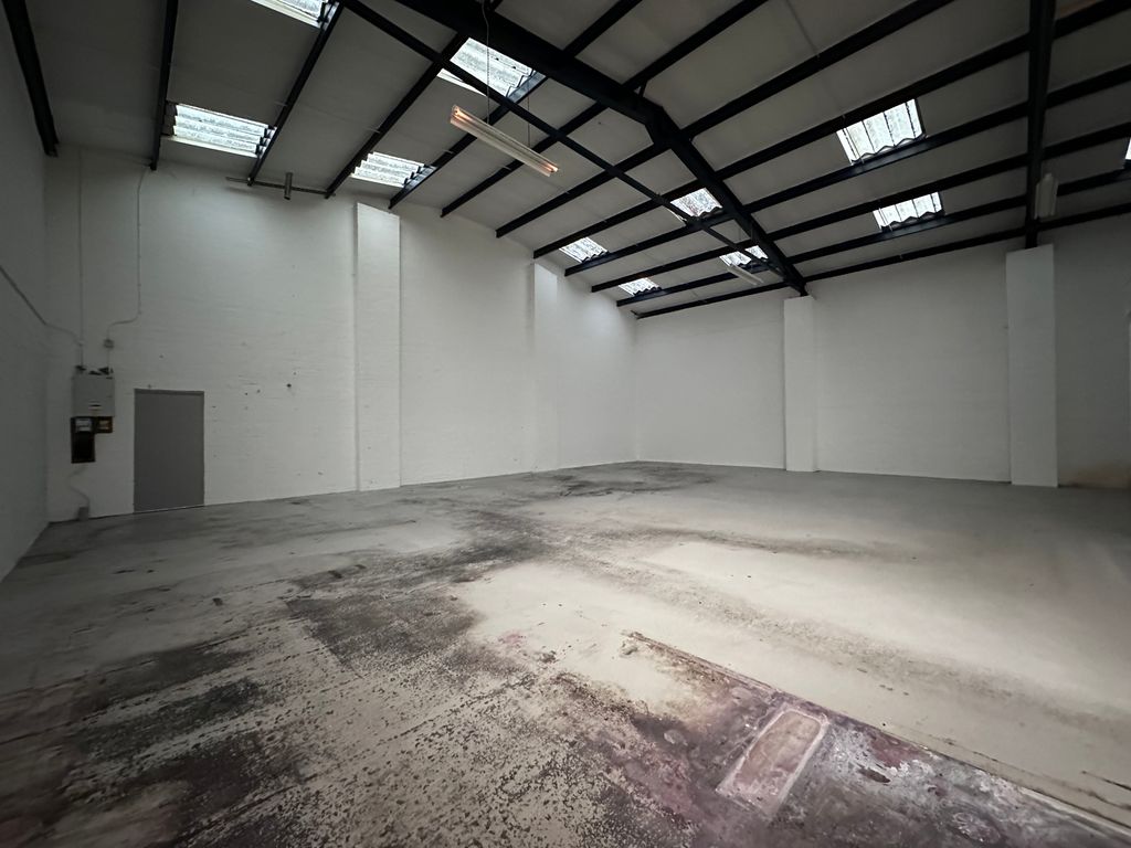 Warehouse to let in Hazelwell Road, Birmingham B30, Non quoting