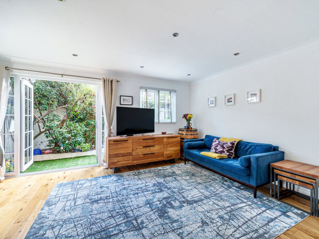 3 bed semi-detached house for sale in The Farthings, Kingston Upon Thames KT2, £729,950