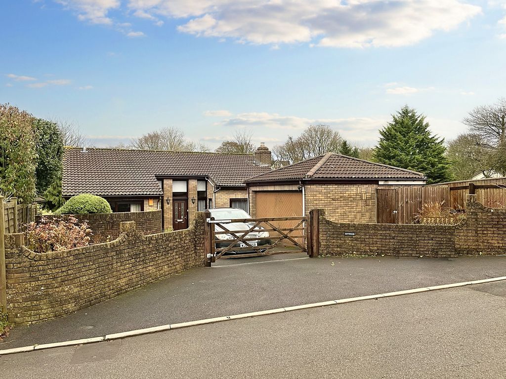 4 bed detached house for sale in North Down Lane, Shipham, Winscombe, North Somerset. BS25, £450,000