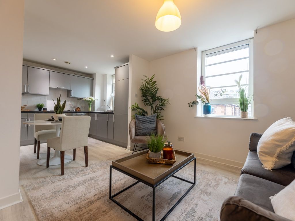 1 bed flat for sale in Sauchiehall Street, Beresford Building, Glasgow G2, £130,000