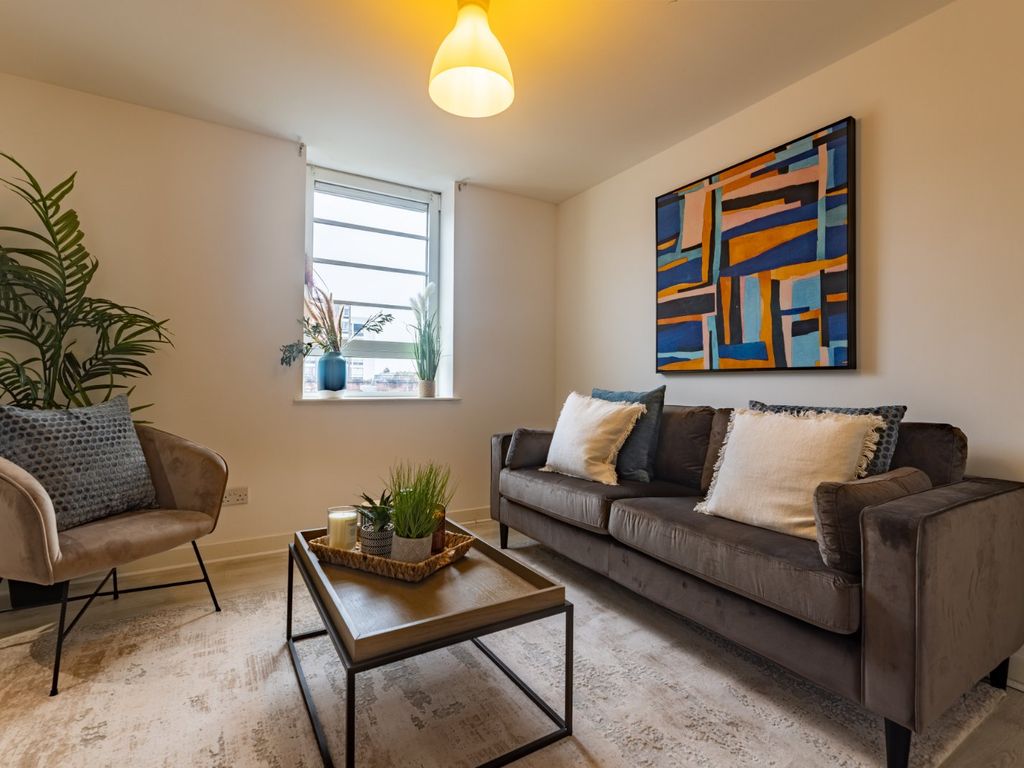 1 bed flat for sale in Sauchiehall Street, Beresford Building, Glasgow G2, £130,000