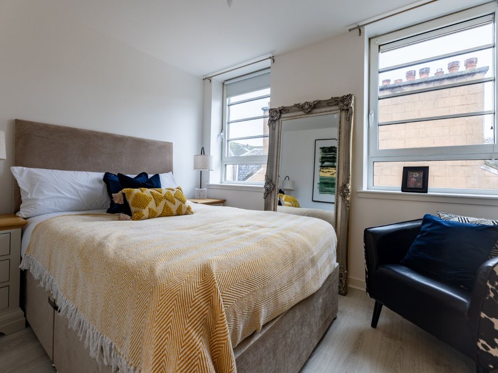 1 bed flat for sale in Sauchiehall Street, Beresford Building, Glasgow G2, £130,000