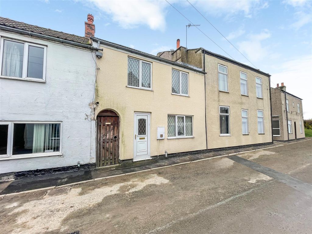 3 bed terraced house for sale in High Street, Swinefleet, Goole DN14, £110,000