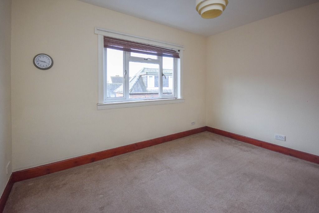 2 bed flat to rent in Glengate, Kirriemuir, Angus DD8, £400 pcm
