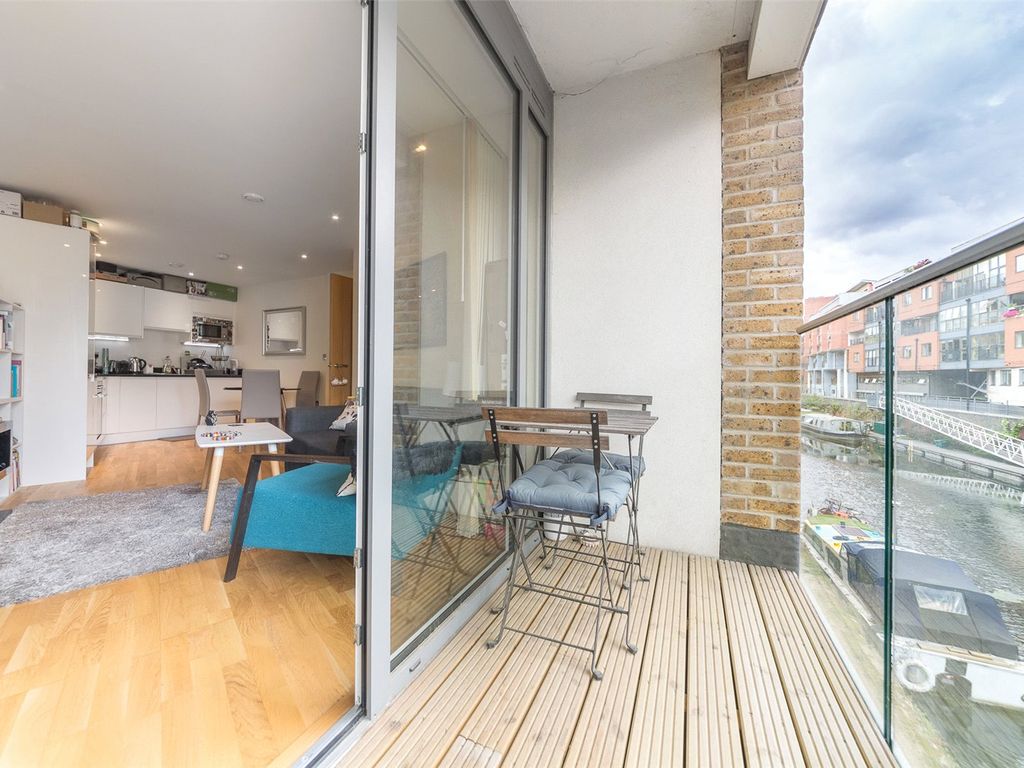 2 bed flat for sale in Slate House, 11 Keymer Place, London E14, £475,000