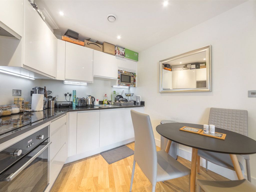 2 bed flat for sale in Slate House, 11 Keymer Place, London E14, £475,000