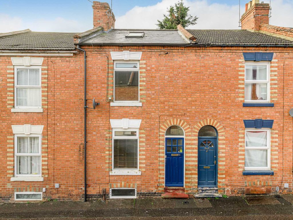 3 bed terraced house for sale in Cyrill Street, Abington NN1, £220,000
