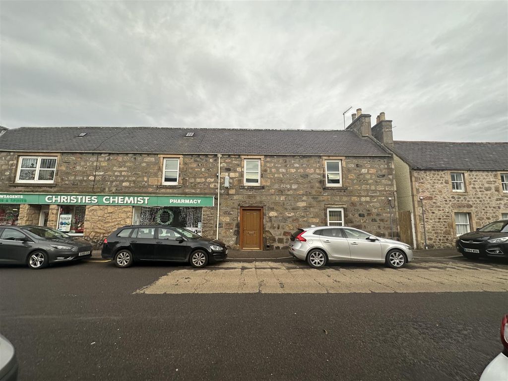 2 bed flat for sale in High Street, Fochabers IV32, £90,000