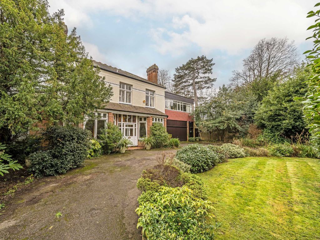 5 bed detached house for sale in Ditton Road, Surbiton KT6, £1,995,000