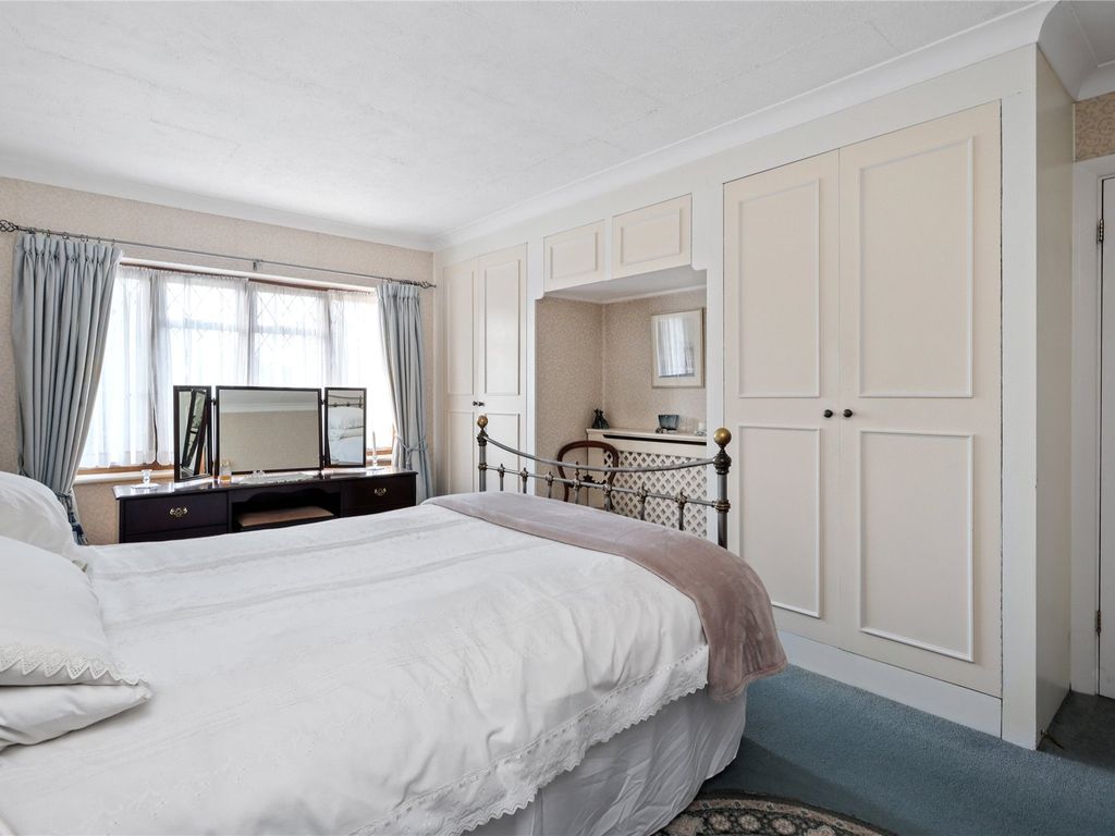 4 bed detached house for sale in Stoke Close, Stoke D'abernon, Cobham, Surrey KT11, £1,650,000