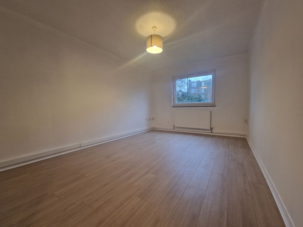 1 bed flat to rent in Wyndham Road, Edgbaston, Birmingham B16, £800 pcm