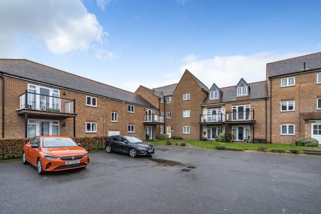 1 bed flat for sale in Abingdon, Oxfordshire OX14, £210,000