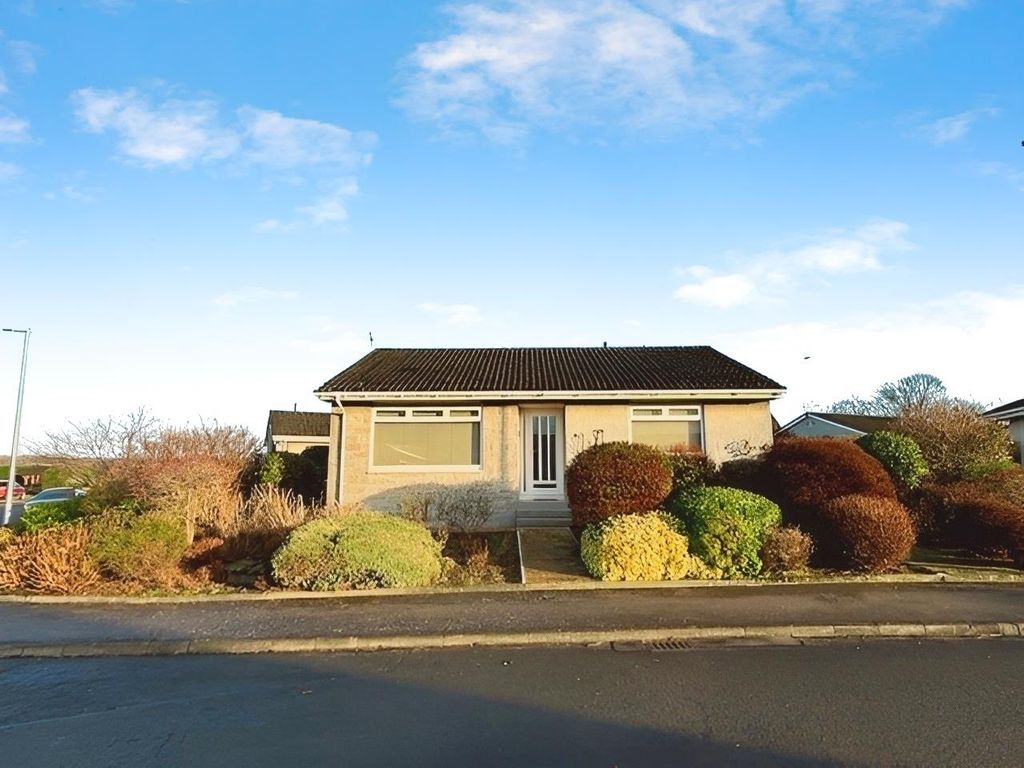 3 bed detached bungalow for sale in Braeview Crescent, Star, Glenrothes KY7, £235,000