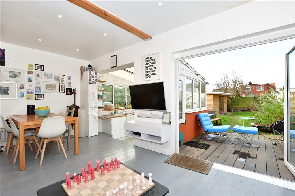 3 bed property for sale in Eskbank Avenue, Brighton, East Sussex BN1, £575,000