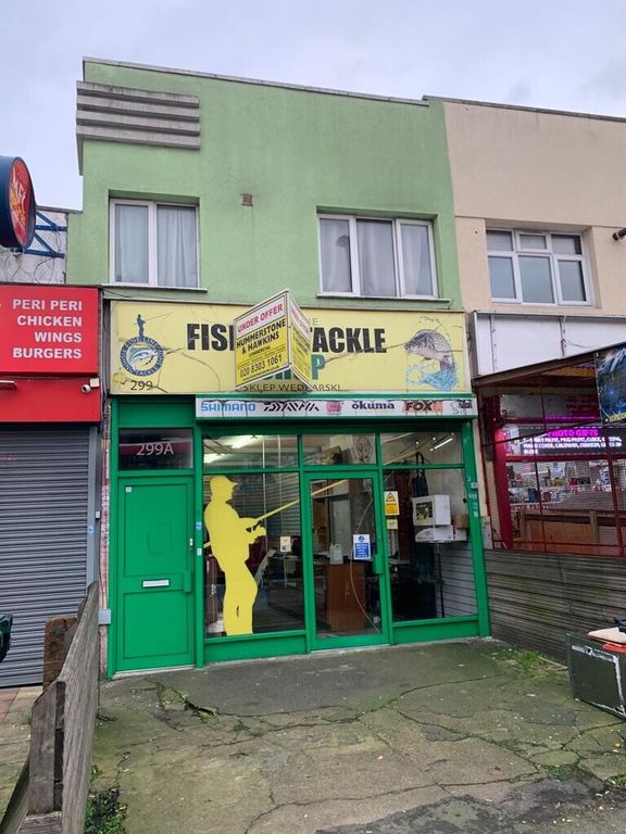 Retail premises to let in Mitcham Road, London SW17, £25,000 pa