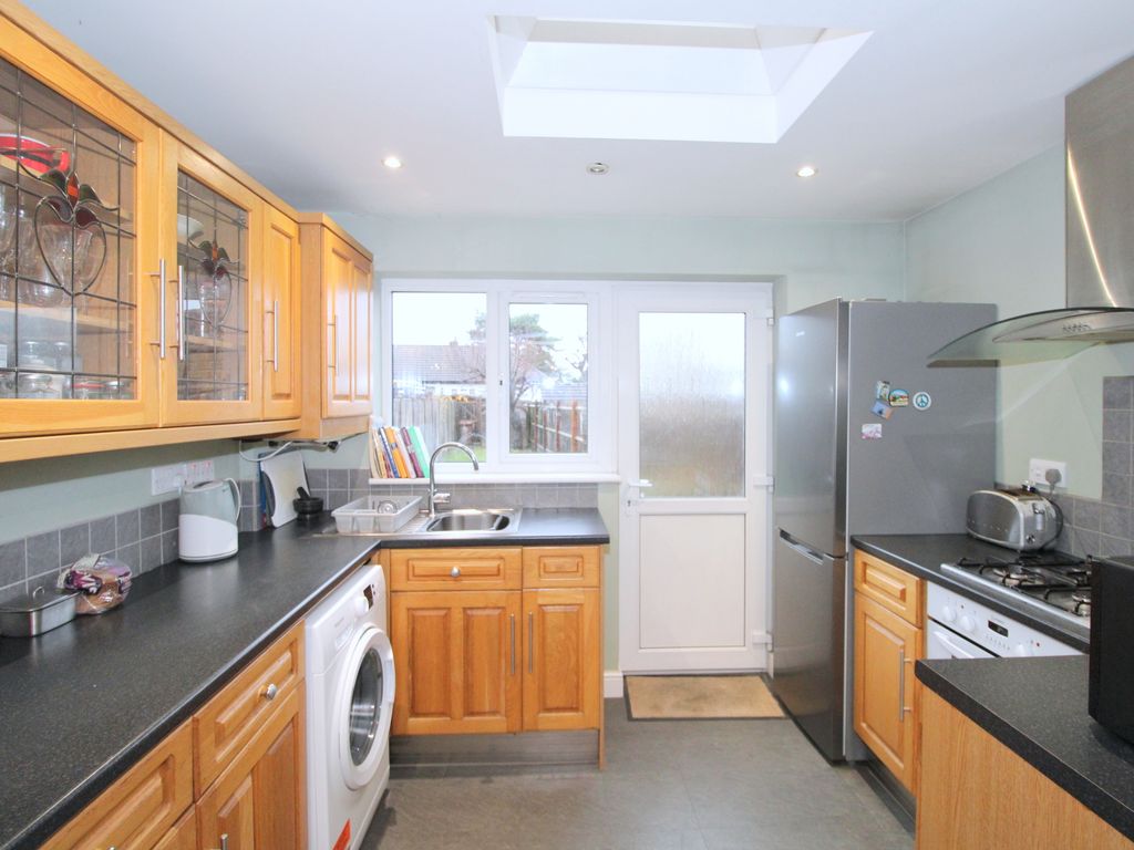 2 bed terraced house for sale in Ashford Avenue, Ashford TW15, £385,000