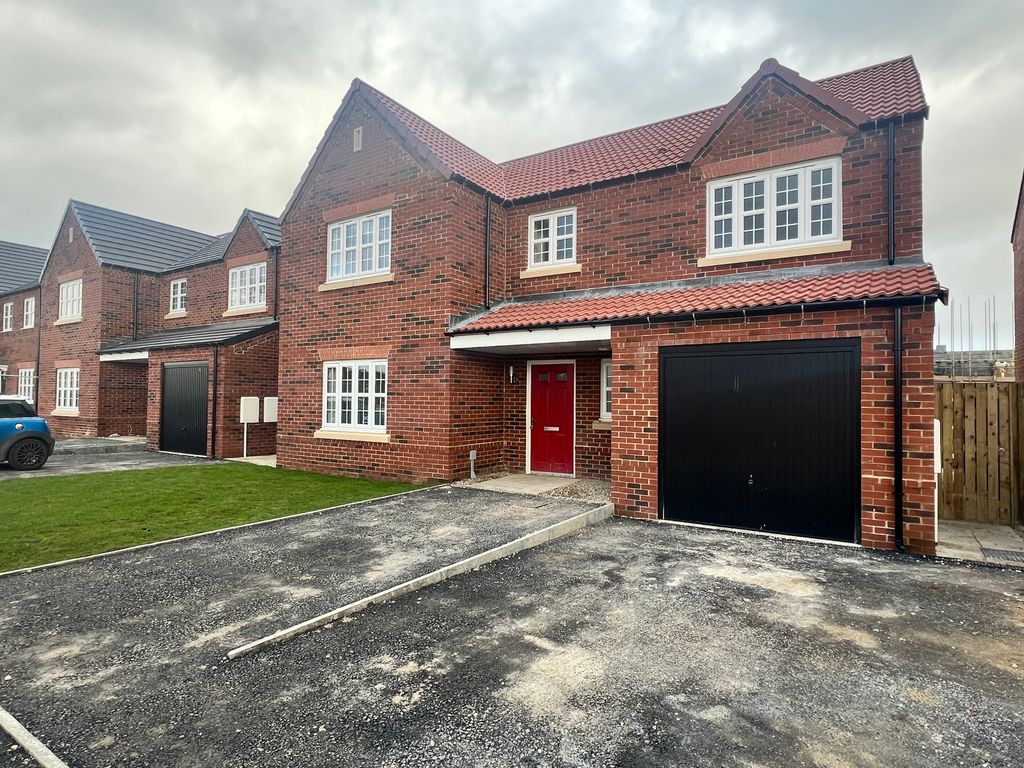 4 bed detached house for sale in Partridge Road, Easingwold, York YO61, £489,995