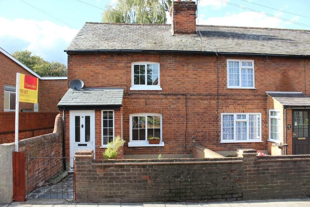 2 bed cottage for sale in Henley-On-Thames, Berkshire RG9, £550,000