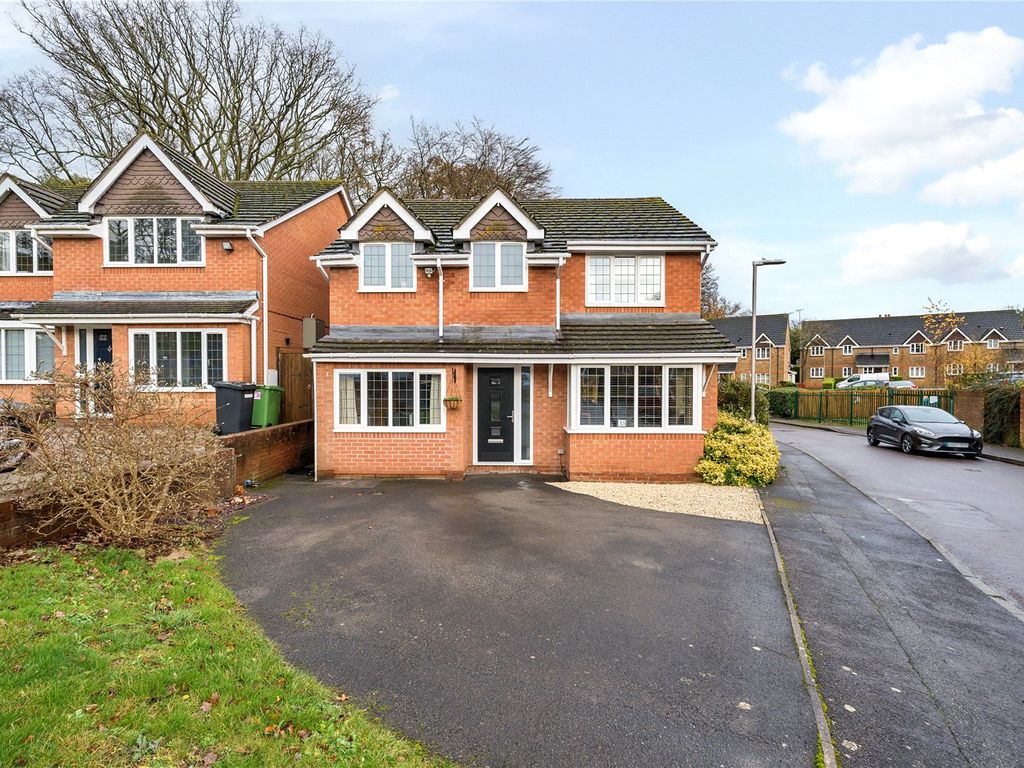 4 bed detached house for sale in Groves Lea, Mortimer, Reading, Berkshire RG7, £599,000