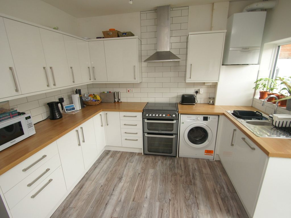 2 bed terraced house for sale in Briarfield Road, Ellesmere Port, Cheshire. CH65, £120,000