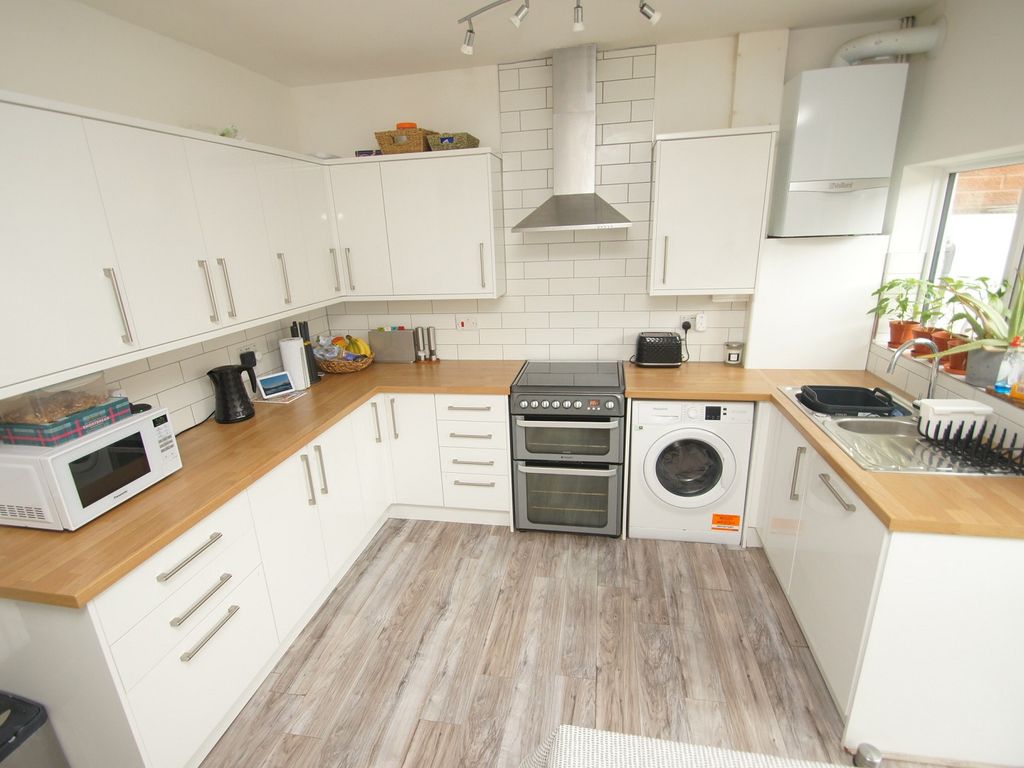 2 bed terraced house for sale in Briarfield Road, Ellesmere Port, Cheshire. CH65, £120,000