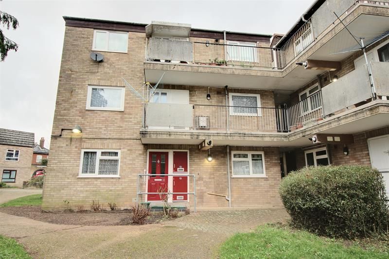2 bed flat for sale in Camp Grove, Norwich NR1, £155,000