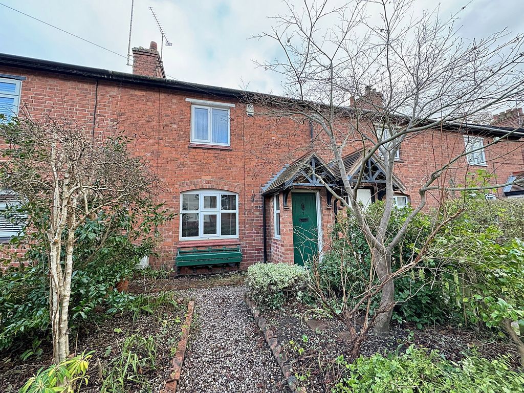 3 bed cottage for sale in Crackley Cottages, Coventry Road, Kenilworth CV8, £340,000