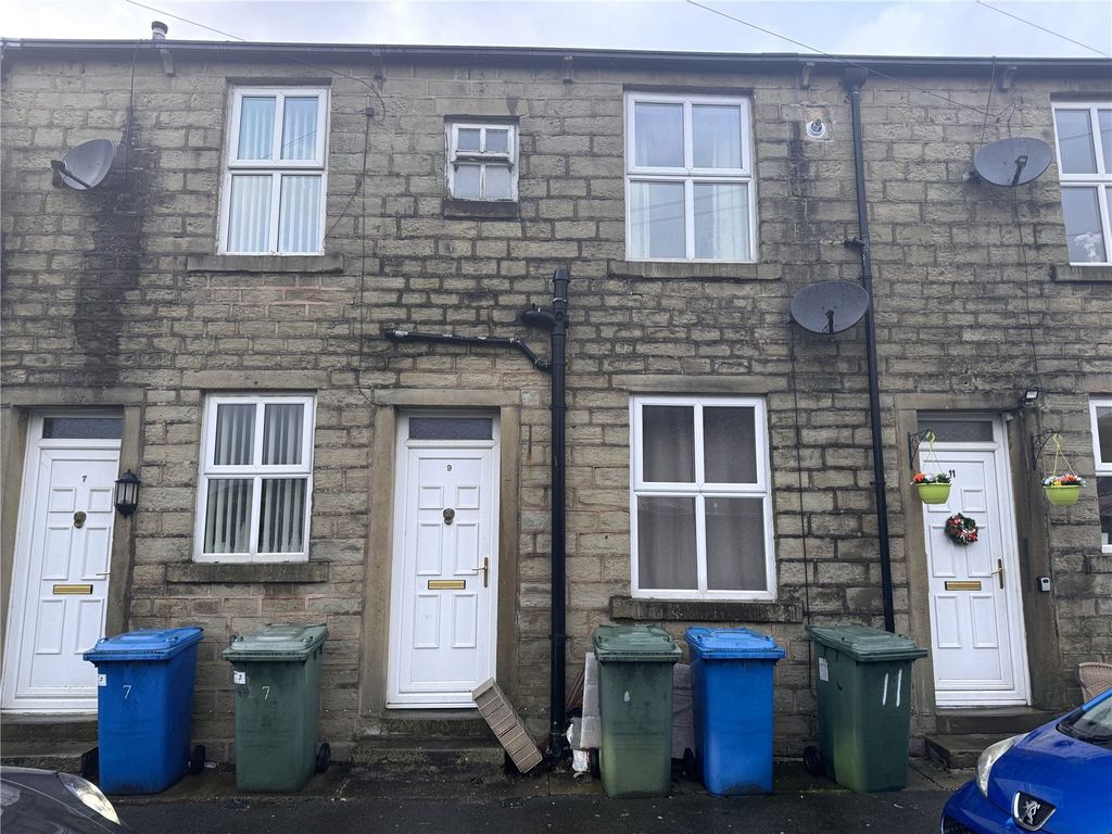 2 bed terraced house to rent in John Street, Whitworth OL12, £675 pcm