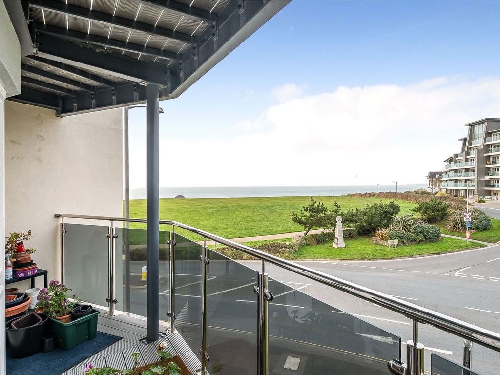 2 bed flat for sale in Narrowcliff, Newquay, Cornwall TR7, £385,000