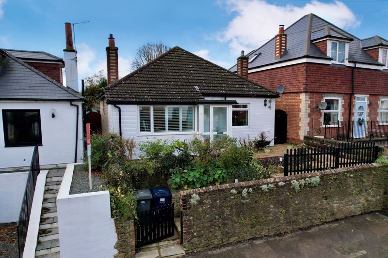 2 bed detached bungalow for sale in Hare Lane, Godalming GU7, £495,000