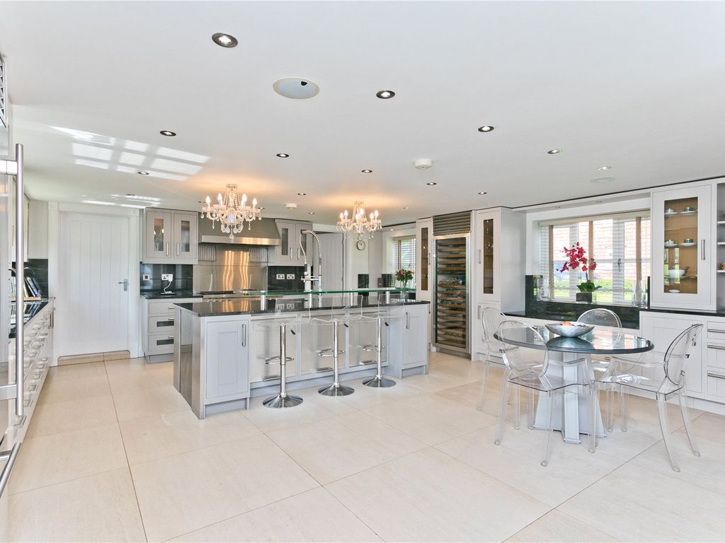 4 bed detached house for sale in Adlington Road, Wilmslow, Cheshire SK9, £1,325,000