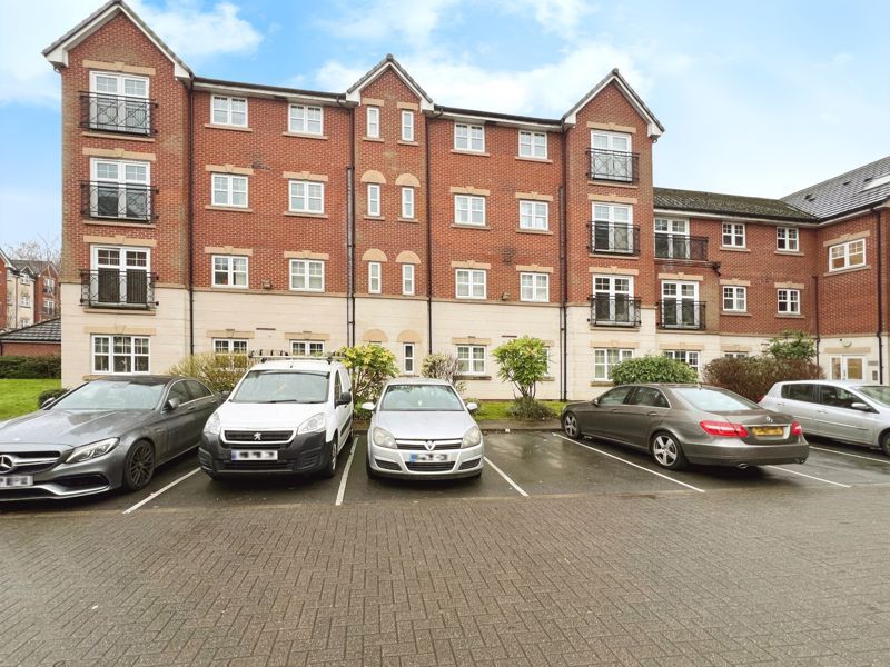 2 bed flat for sale in Astley Brook Close, Bolton BL1, £100,000