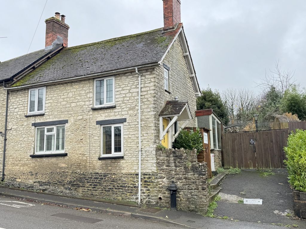 2 bed end terrace house for sale in Templecombe, Somerset BA8, £325,000