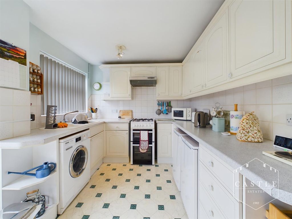 2 bed semi-detached house for sale in Cunnery Close, Barlestone, Nuneaton CV13, £200,000