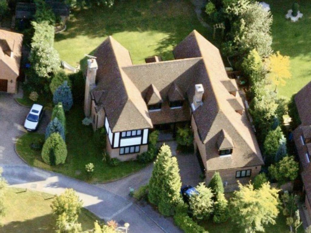 5 bed detached house for sale in Silver Birches, Henfield BN5, £1,250,000