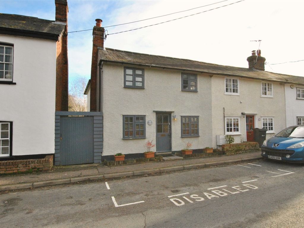 3 bed end terrace house for sale in North Street, Steeple Bumpstead, Haverhill CB9, £375,000