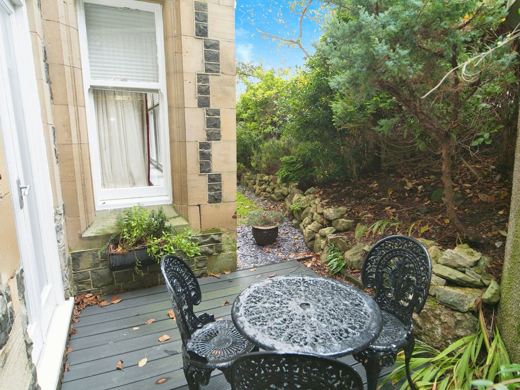 2 bed flat for sale in Church Walks, Llandudno, Conwy LL30, £280,000