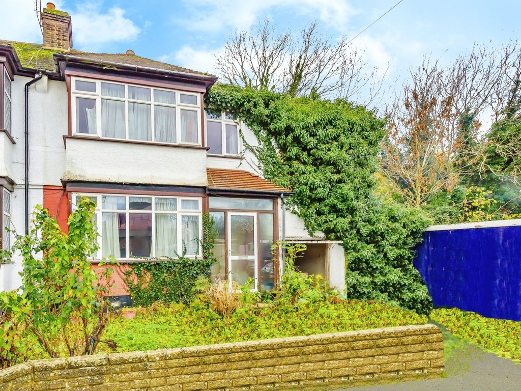 4 bed semi-detached house for sale in Derrick Avenue, South Croydon, Surrey CR2, £425,000