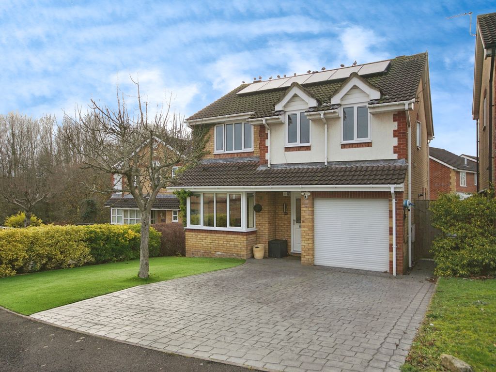 4 bed detached house for sale in Campion Drive, Bristol, Avon BS32, £525,000
