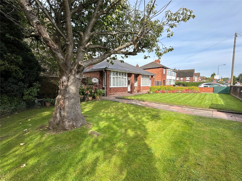 2 bed bungalow for sale in Lichfield Road, Walsall Wood, Walsall, West Midlands WS9, £325,000