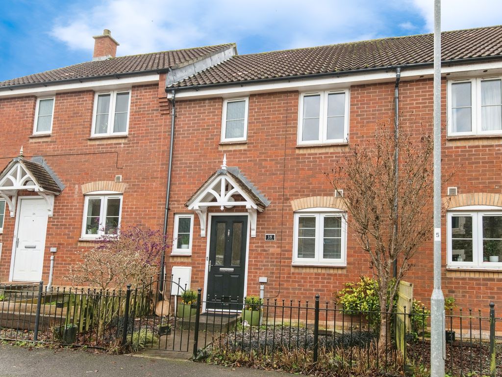 3 bed terraced house for sale in Station Road, Copplestone, Crediton, Devon EX17, £265,000