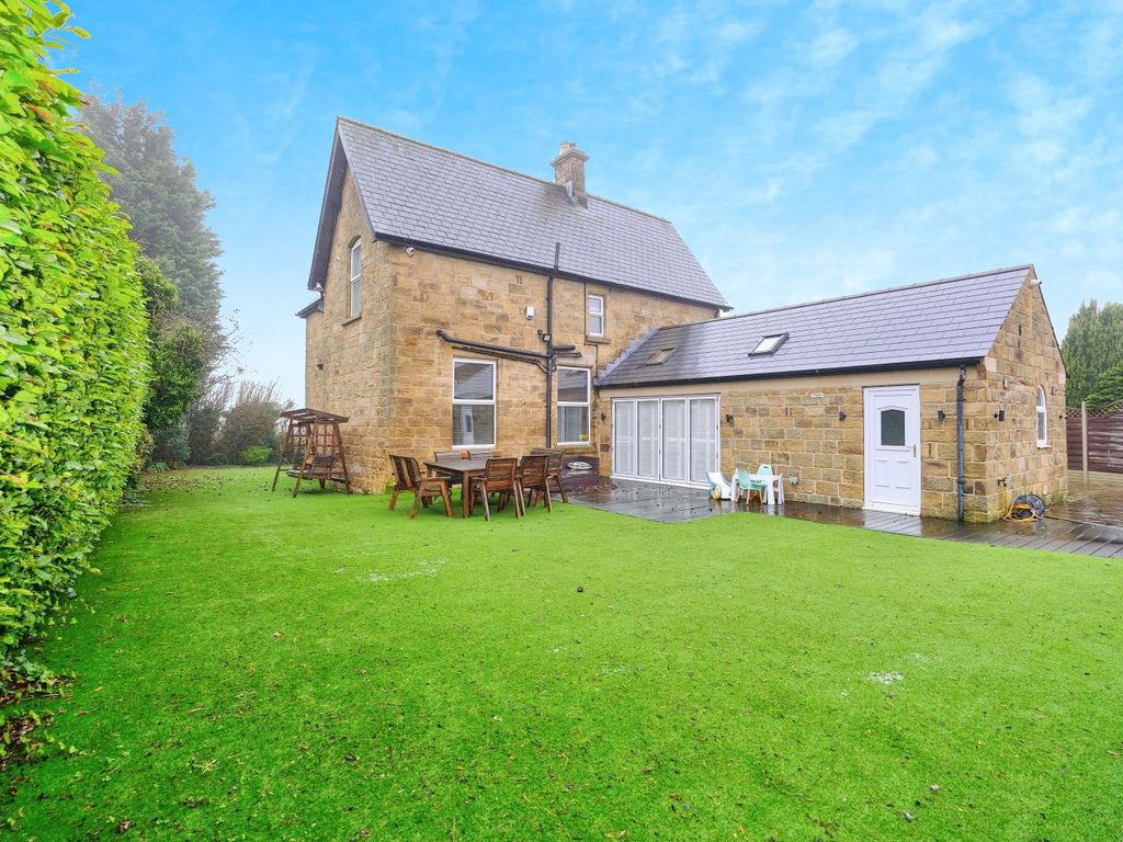 3 bed detached house for sale in Duke Street, Mosborough, Sheffield, South Yorkshire S20, £750,000