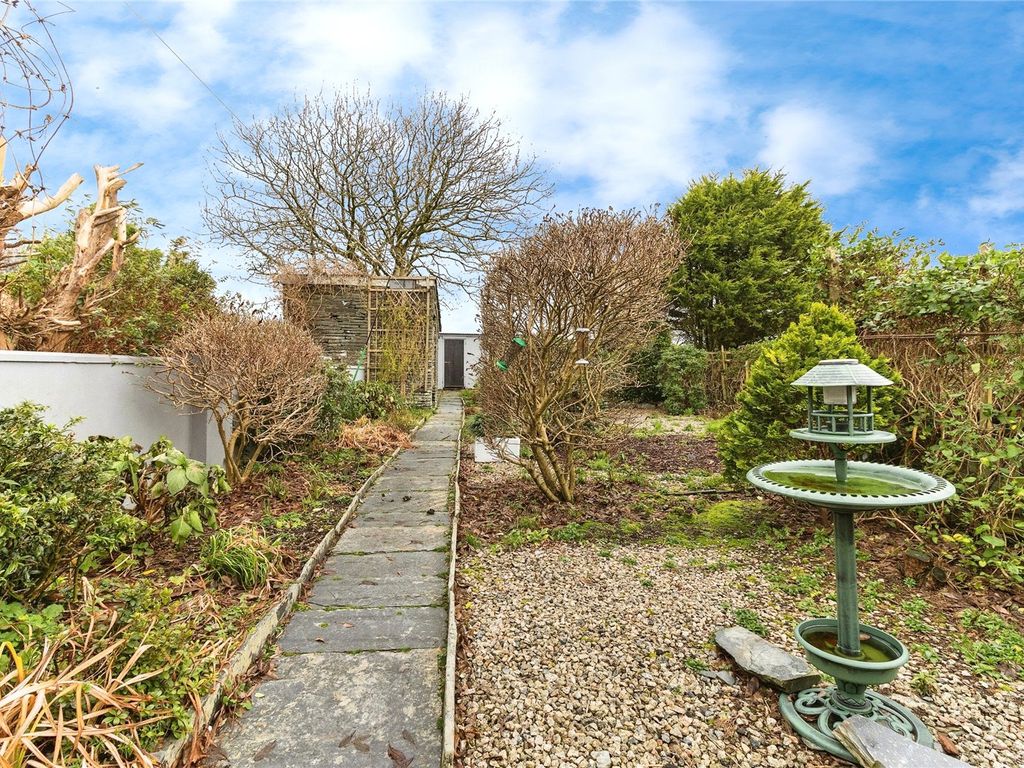 3 bed end terrace house for sale in Medrose Street, Delabole, Cornwall PL33, £270,000