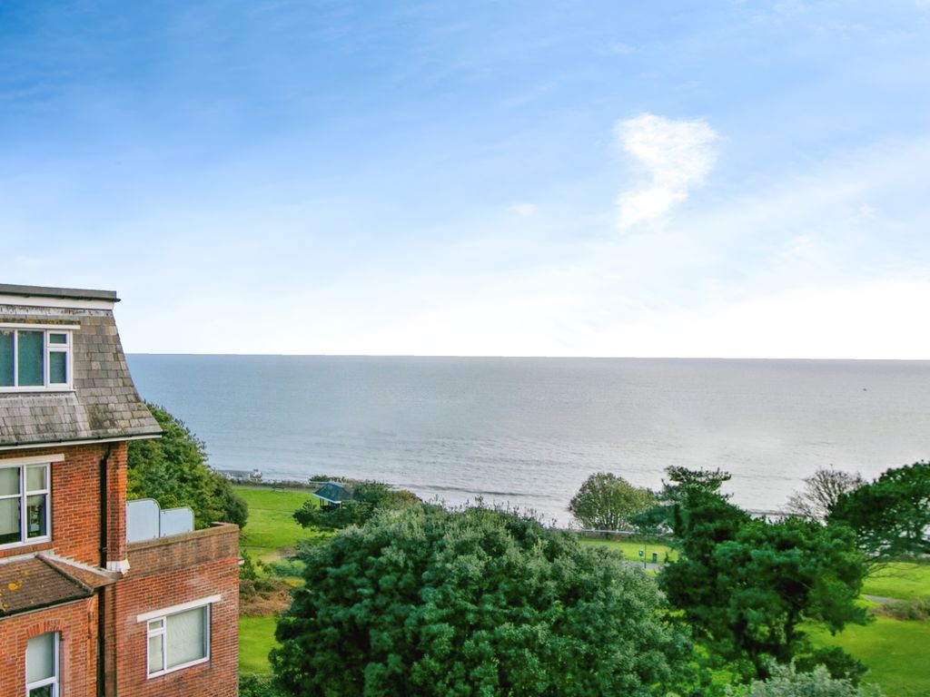 1 bed flat for sale in Durley Gardens, Bournemouth BH2, £110,000