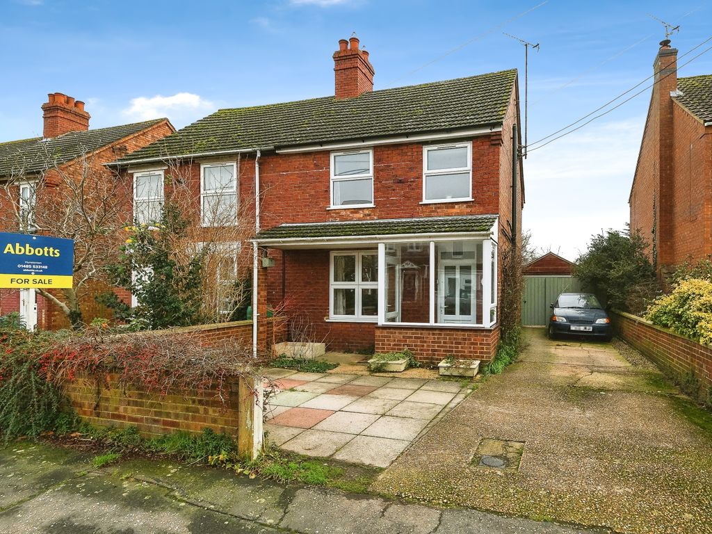 2 bed semi-detached house for sale in Pansey Drive, Dersingham, King